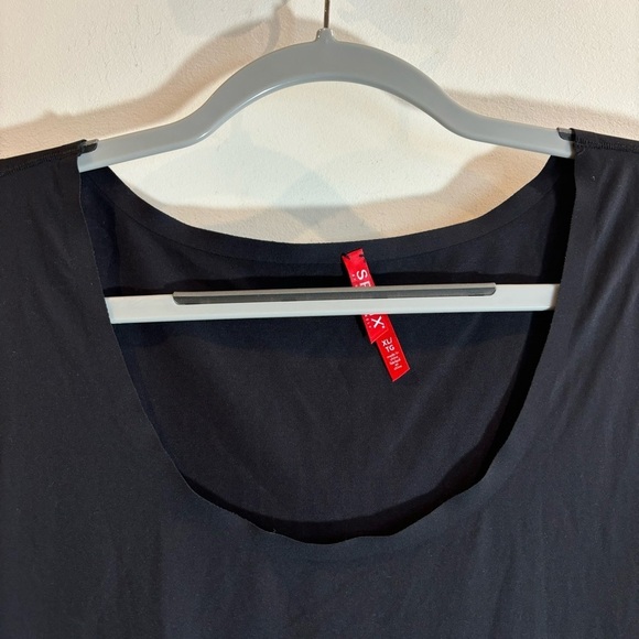 SPANX Sz XL Scoop Neck Shapewear Stretch Camisole - Picture 2 of 6